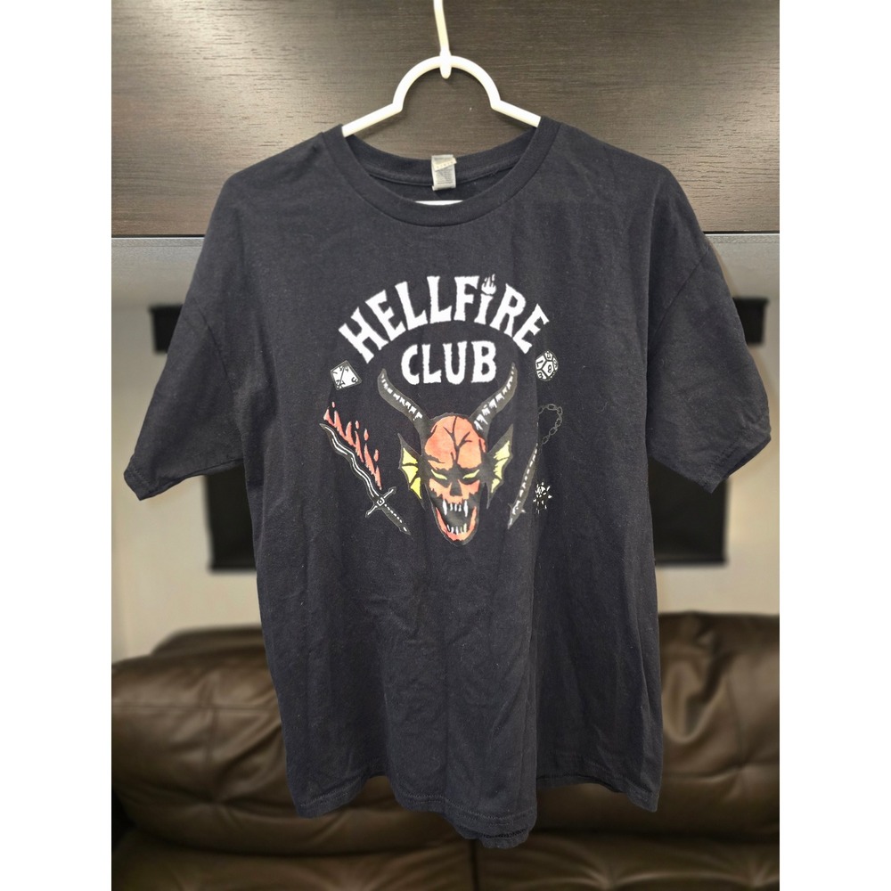 Gildan Stranger Things Hellfire Club T-Shirt Black Mens Large D&D Graphic Tee